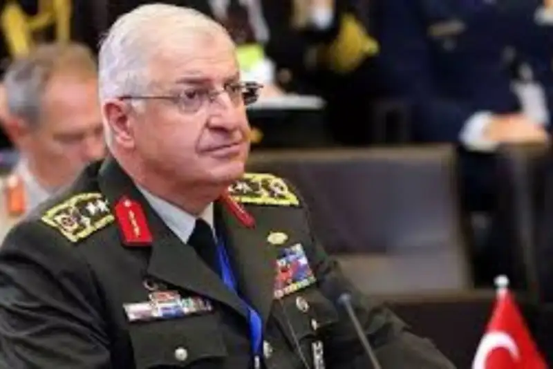 وزیر دفاع ترکیه: ایران تلفات سنگینی به پژاک وارد کرد