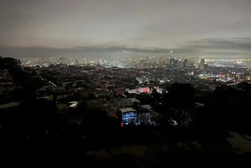 سانفرانسیسکو در تاریکی فرو رفت