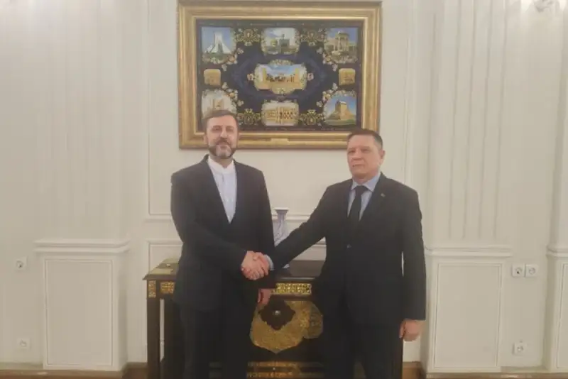 دیدار غریب‌آبادی با نماینده ترکمنستان در امور دریای خزر