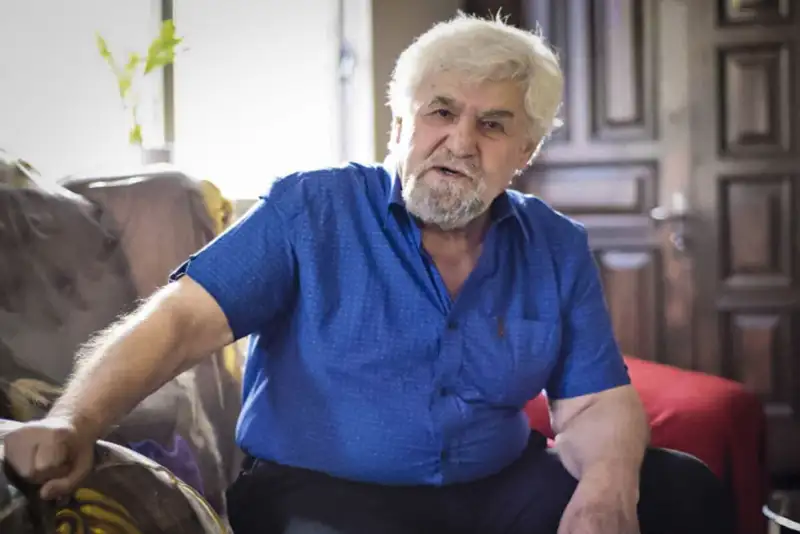 عنایت بخشی در بخش مراقبت‌های ویژه بستری شد