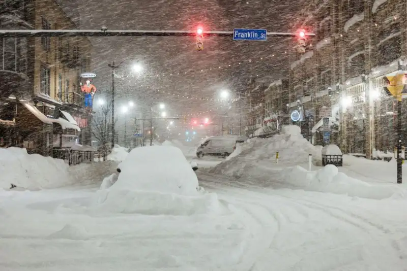 برف و طوفان 72 میلیون آمریکایی را در محاصره گرفت