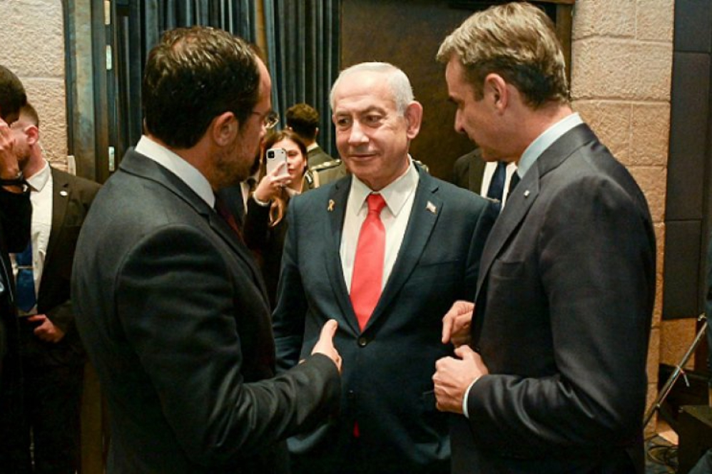 נתניהו מארח פסגה משולשת בירושלים כדי להיחלץ ממשברים פנימיים וחיצוניים.