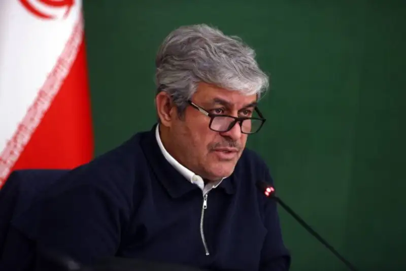 تلاش مجلس برای جبران عقب‌ماندگی حقوق کارمندان از تورم در سال1405