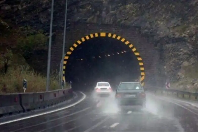 تشریح آخرین وضعیت ترافیکی و جوی محورهای مواصلاتی کشور