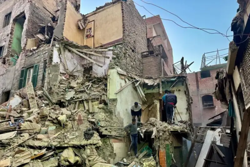 8 کشته در پی ریزش ساختمان در مصر