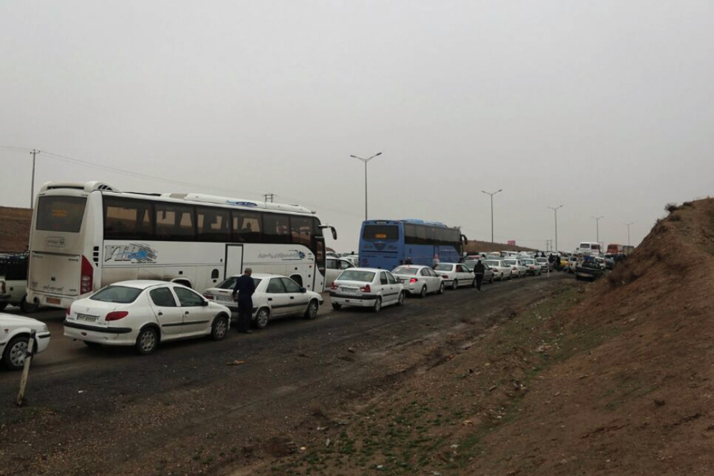 ترافیک سنگین در مسیر تهران–کرج پس از واژگونی اتوبوس