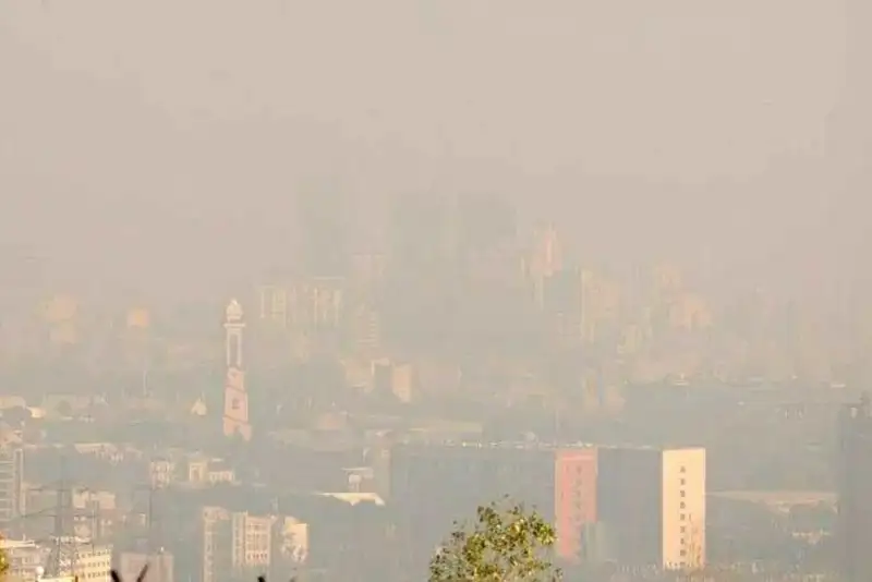 شاخص آلودگی هوای اصفهان امروز شنبه 6 دی 1404