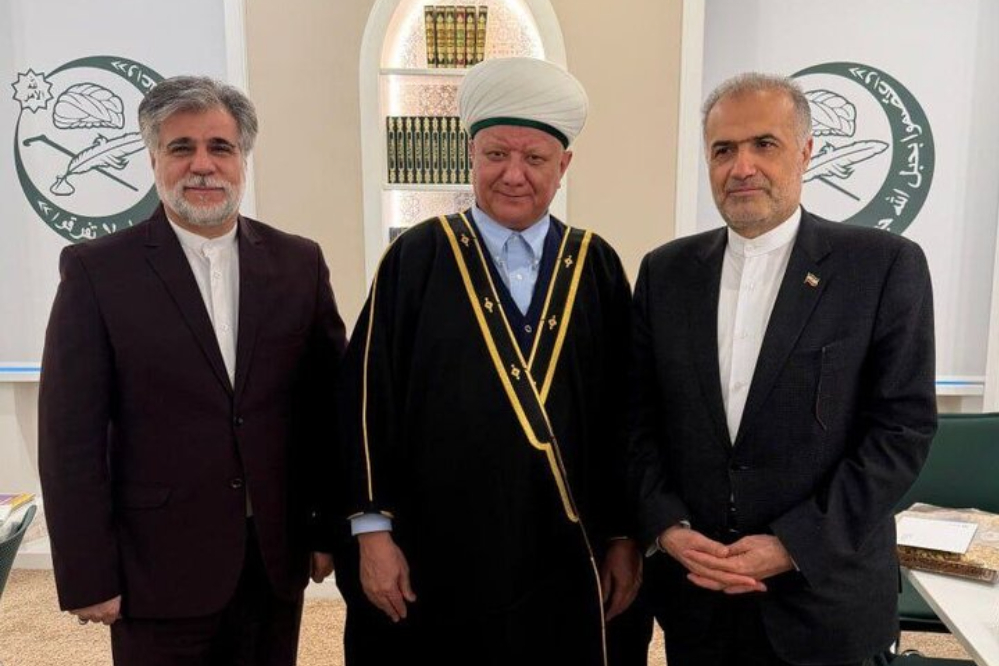 سفير إيران ومفتي موسكو يؤكدان على تطوير التعاون الديني بين البلدين
