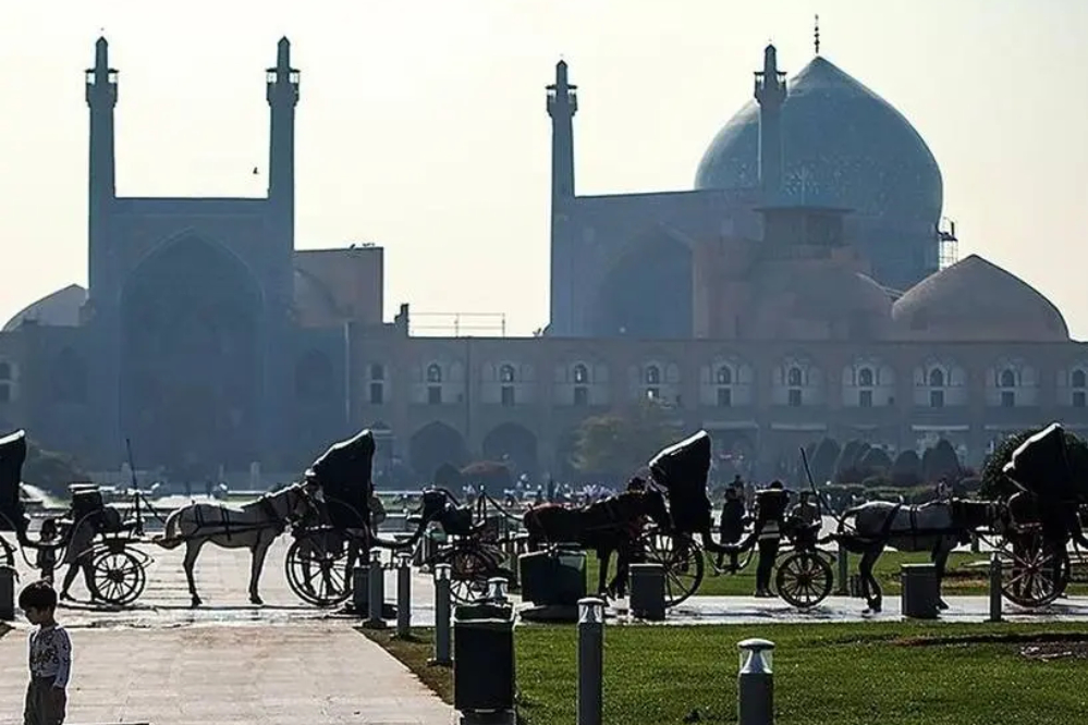 شاخص آلودگی هوای اصفهان امروز یکشنبه 7 دی 1404