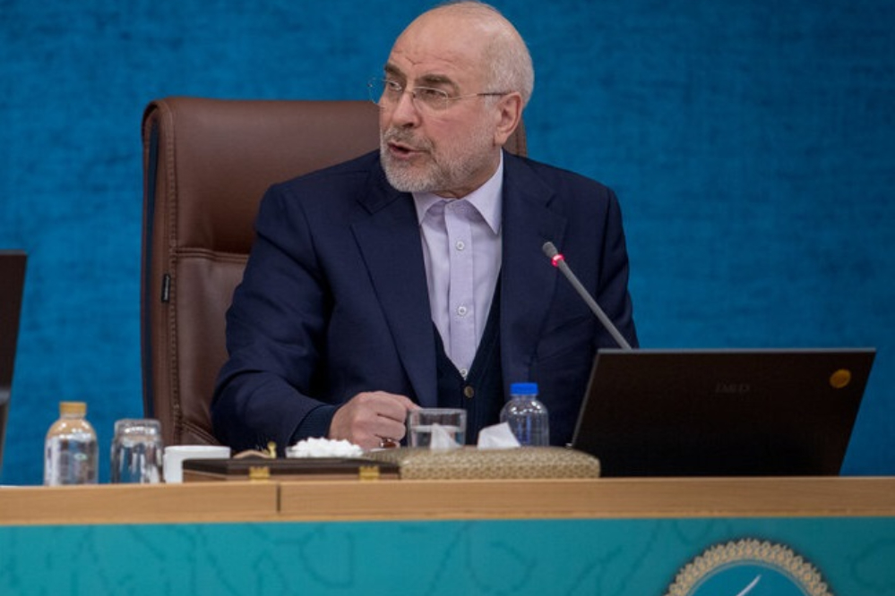 قالیباف: برای حل مشکلات مردم باید در جاهایی کوتاه بیاییم