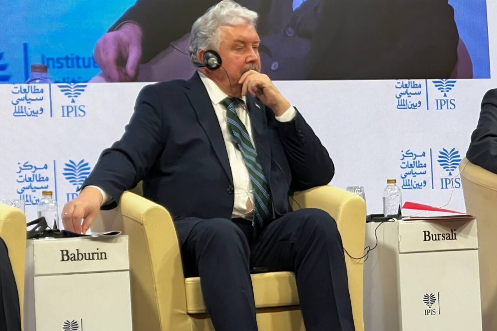 مسؤول روسي: الشراكة الاستراتيجية بين روسيا وإيران هي إرث الشهيد سليماني