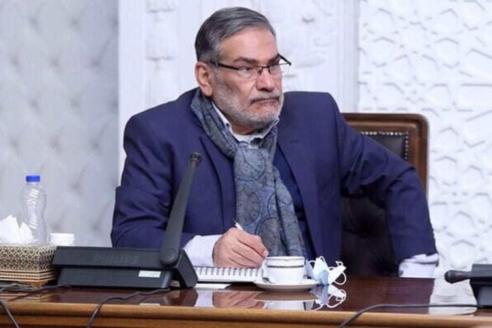 شمخاني: القدرات الصاروخية والدفاعية الإيرانية لا يمكن احتواؤها ولا تحتاج إلى إذن او تصريح