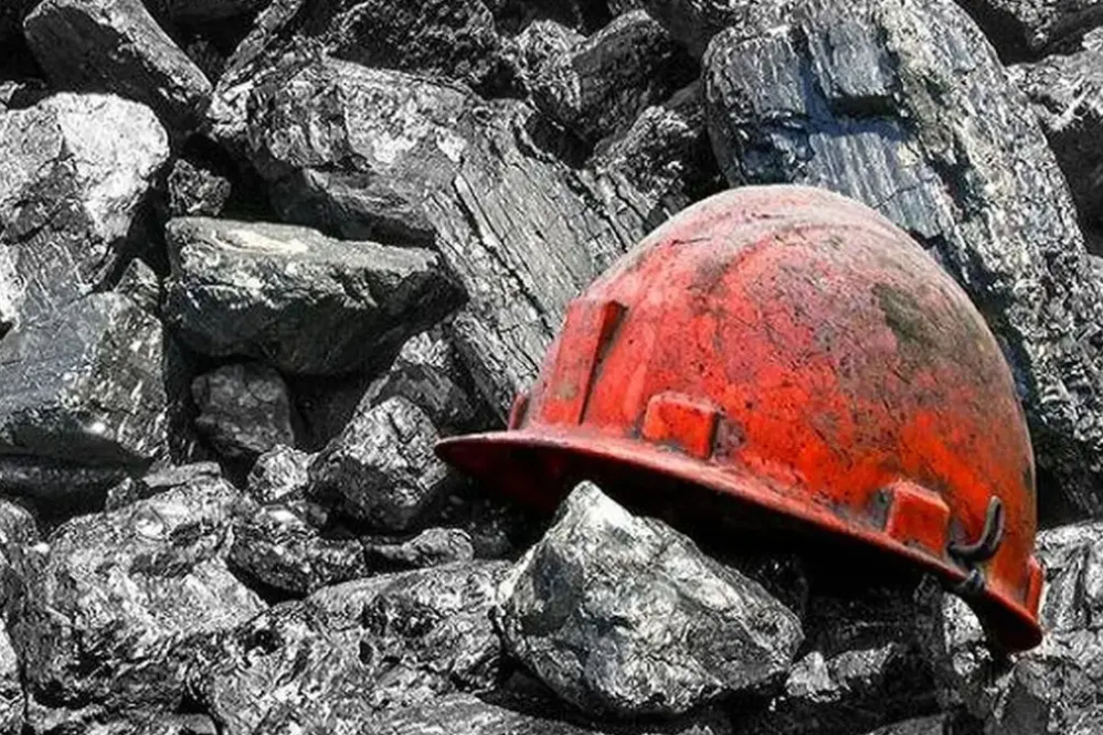 مرگ یک کارگر در حادثه معدن پرورده طبس