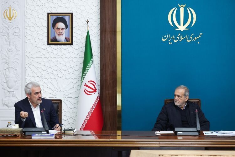 urges unity, constructive criticism amid economic pressures