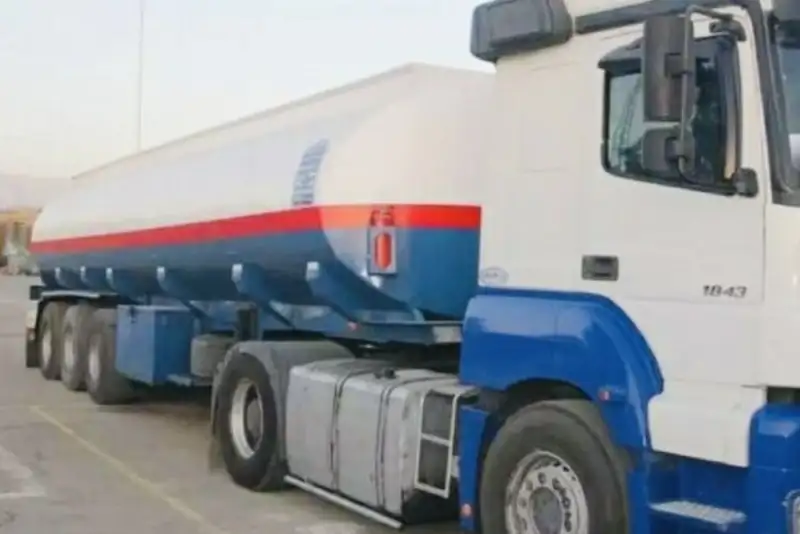 توقیف کامیون حامل 23 تن گاز مایع قاچاق در جاسک