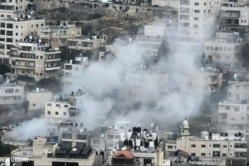 تشدید حملات در کرانه باختری/شهادت یک جوان فلسطینی