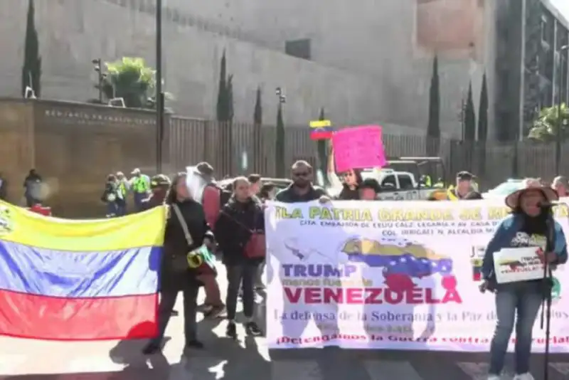 اعتراضات مکزیک و حمله به سفارت آمریکا