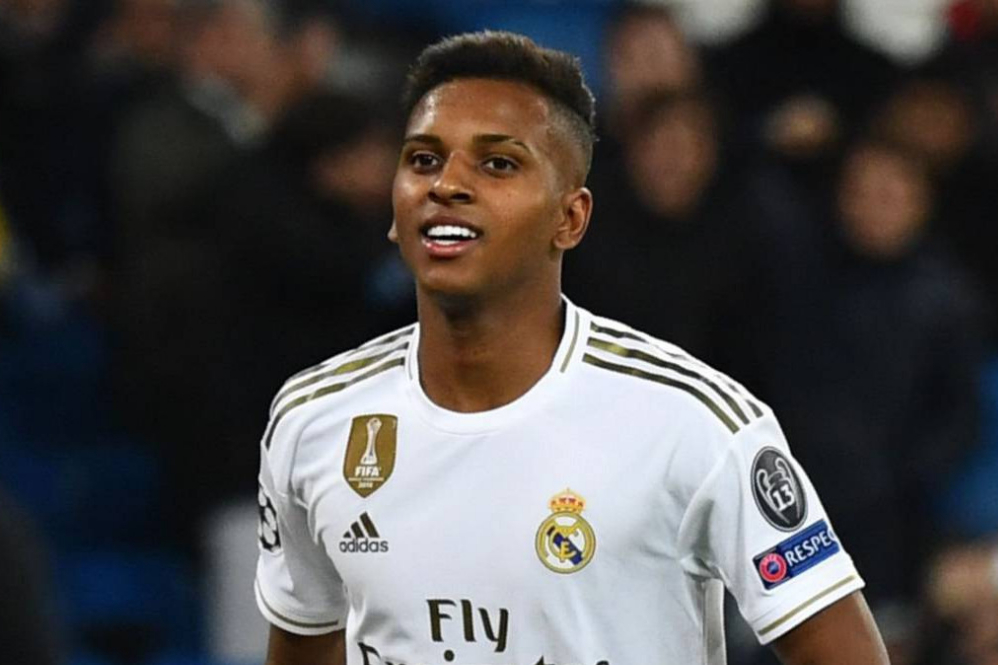 آرسنال و الهلال در رقابت برای جذب رودریگو گوئس