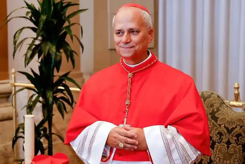 پاپ: مصلحت مردم مقدم باشد