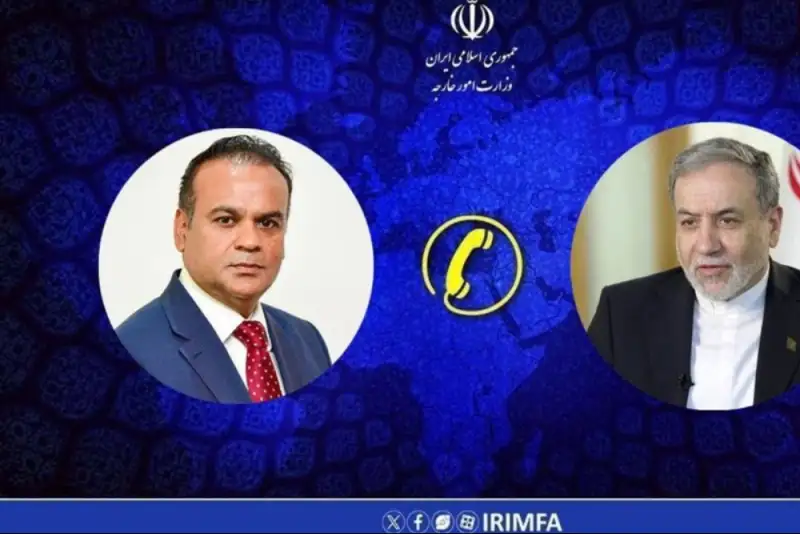 عراقچی با وزیر امور خارجه موریس گفت‌وگو کرد