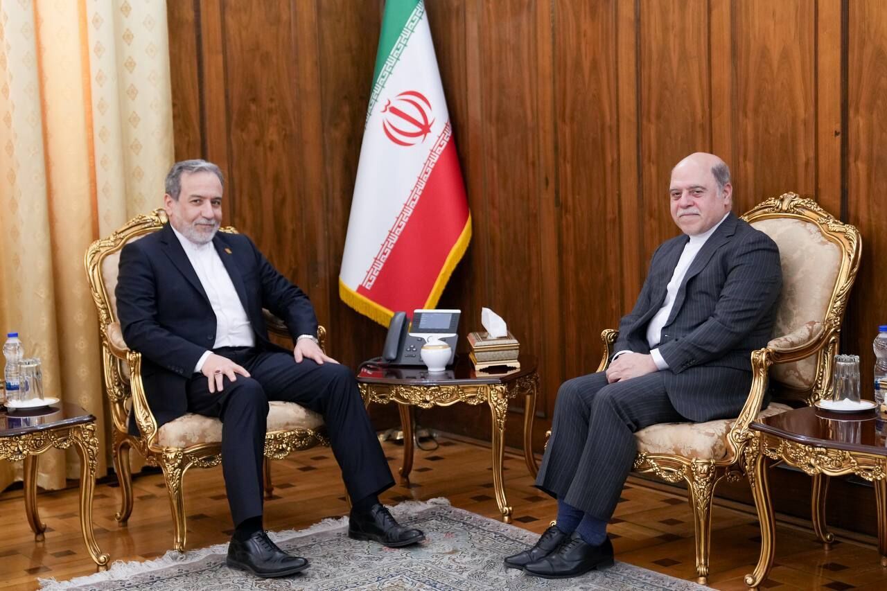 FM Araghchi stresses need for active diplomacy with New Zealand