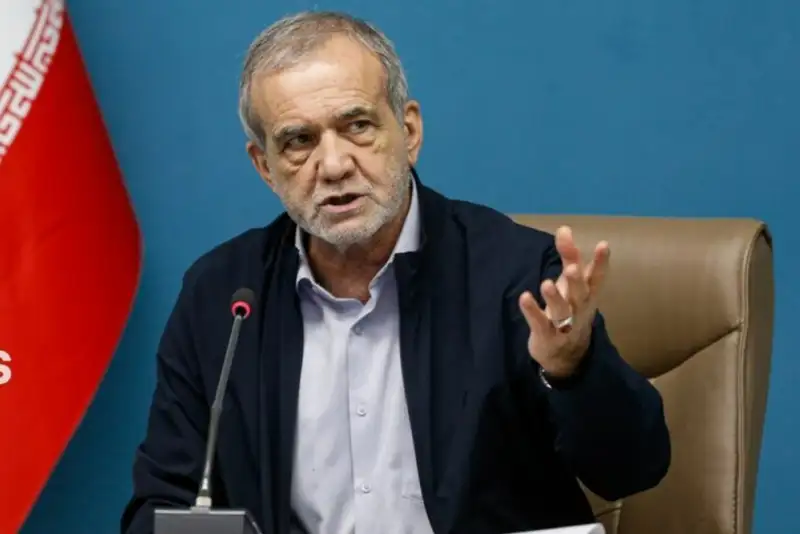 پزشکیان: موفقیت حاکمیت در تحقق اهداف مستلزم حمایت تمام ارکان نظام است