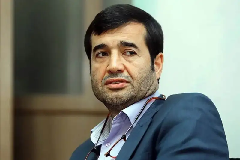 وزیر ورزش: با توئیت مردم‌دار نمی‌شوید/تختی زندگی اش را وقف مردم کرده بود