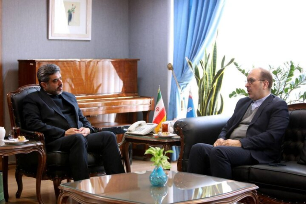سفير إيران لدى صربيا يؤكد على ضرورة تطوير التفاعلات الثقافية والفنية بين البلدين