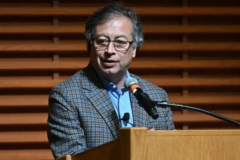 رئیس‌جمهوری کلمبیا: مکالمه با ترامپ آرامش‌بخش بود