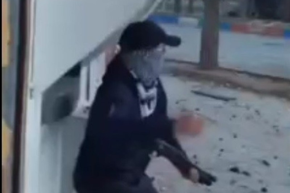 شهادت 2 پلیس با 40 ضربه چاقوی اغتشاشگران در قم