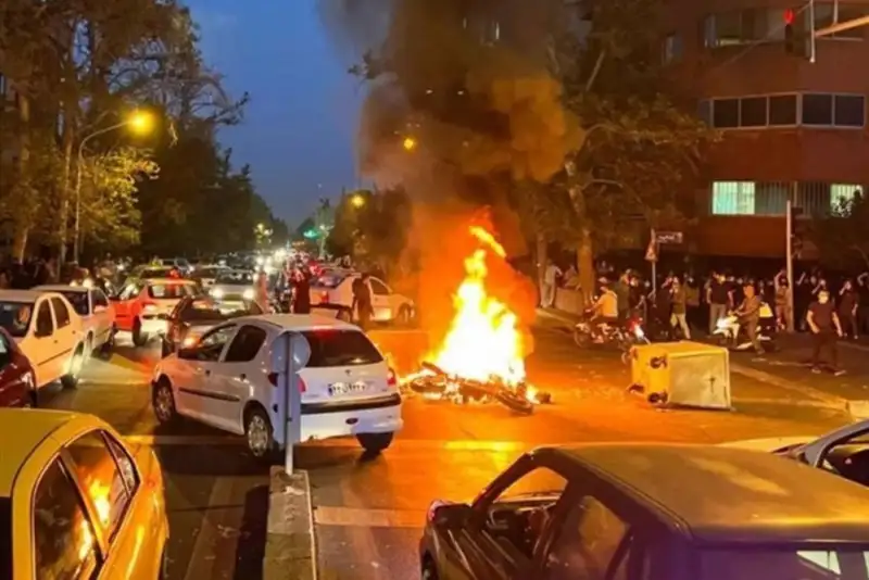 اعتراف رسانه صهیونیست به مسلح کردن اغتشاشگران در ایران