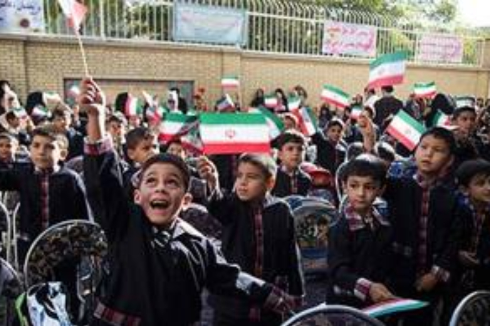 پرداخت «حق بیمه دانش‌آموزی» در شاد + نحوه ثبت‌نام