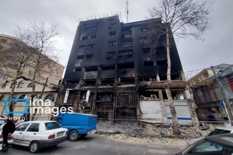 گزارش تصویری | تخریب و آتش سوزی اماکن عمومی رشت