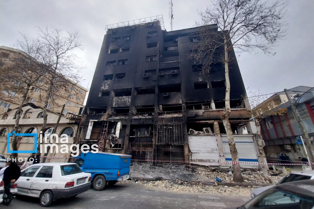 گزارش تصویری | تخریب و آتش سوزی اماکن عمومی رشت