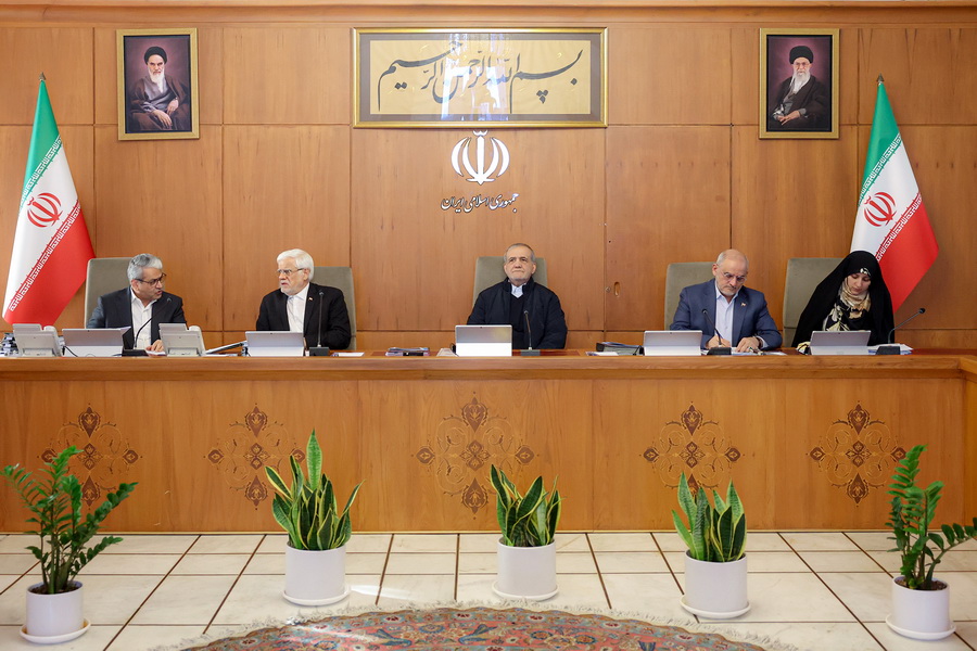 Иранцы сегодня примут участие в шествии "Национальная солидарность"