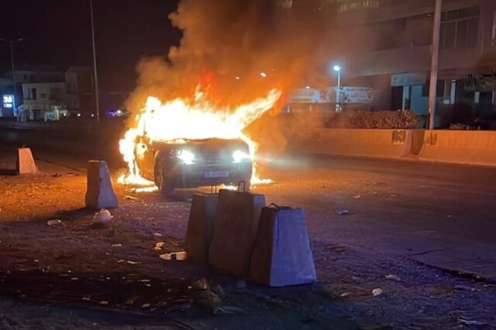 حمله رژیم صهیونیستی  به یک خودرو در لبنان