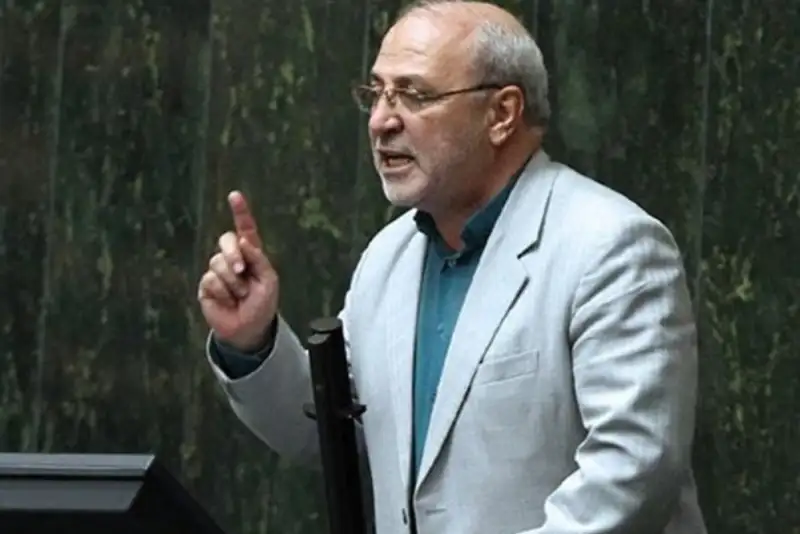 حاجی دلیگانی: مطالبه مردم، ارزانی کالاهای اساسی است