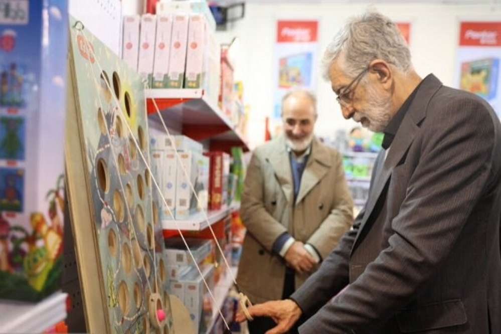 اسباب‌بازی‌های ایرانی در تلویزیون معرفی شوند