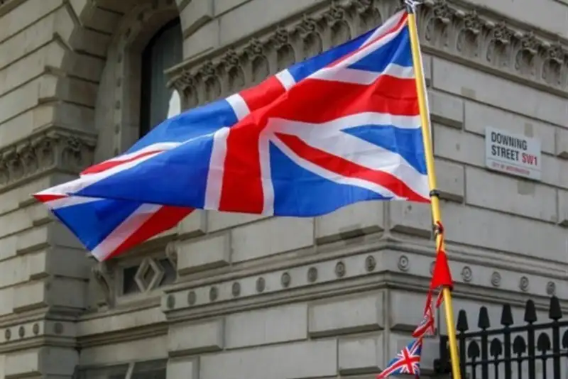 تجمع اعتراضی دانشجویان 8 دانشگاه مقابل سفارت انگلیس