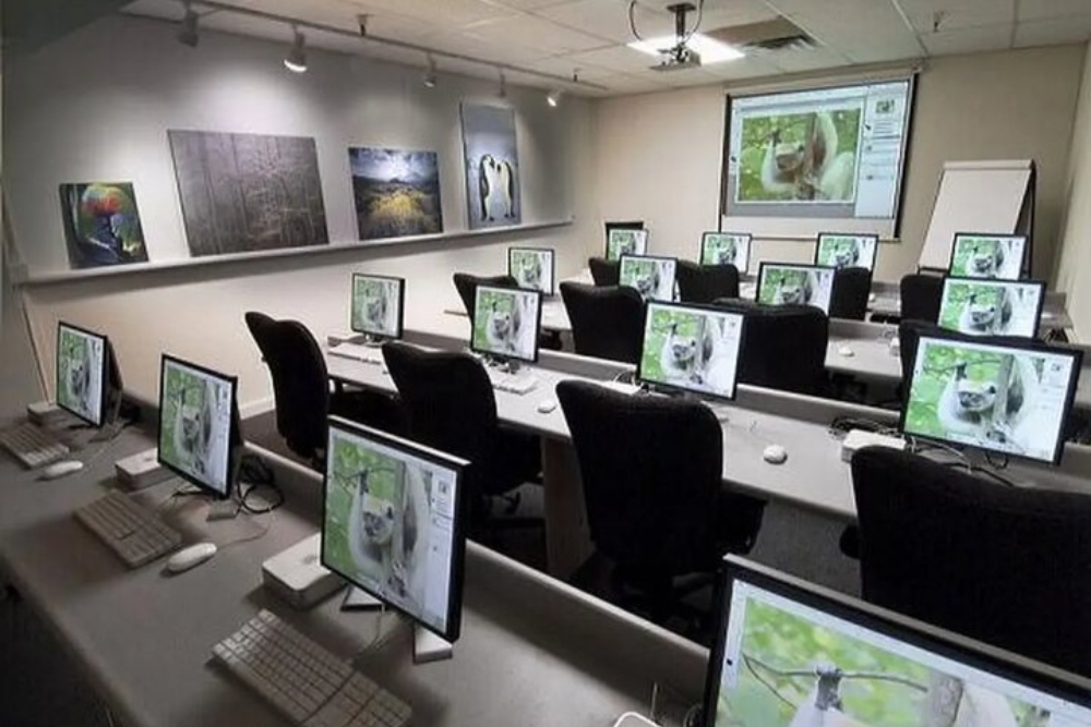 راه اندازی نخستین کلاس مجهز به هوش مصنوعی ایران