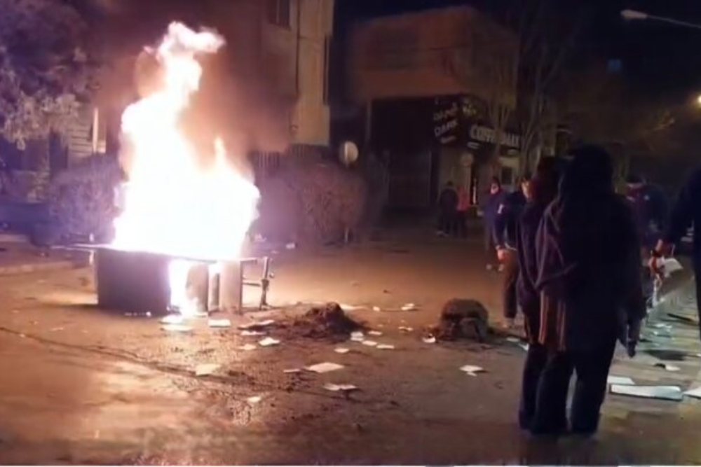 رضایی: دعوت کنندگان به آشوب خودشان به مردم شلیک کردند