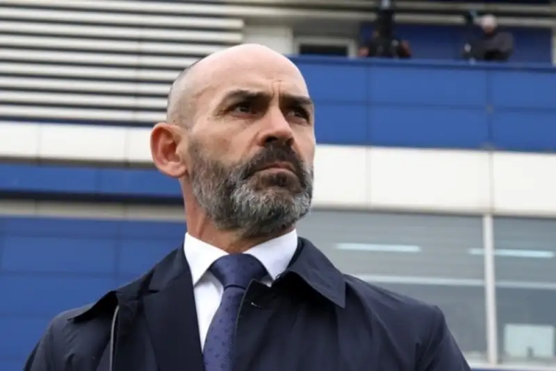 سرمربی پیشین تراکتور به لیگ جزیره ملحق شد