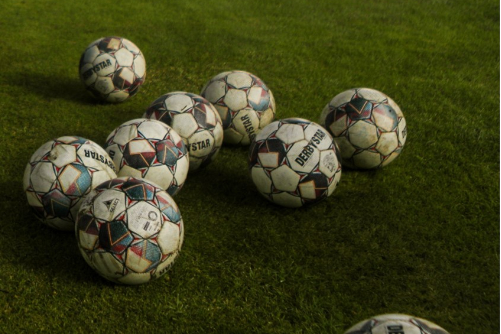 زمان یک مسابقه از هفته شانزدهم لیگ برتر تغییر کرد