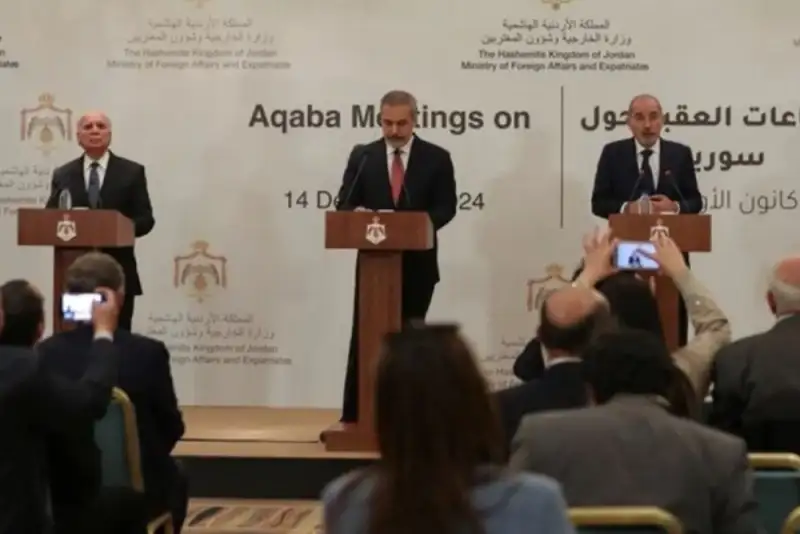 گفتگوی وزرای خارجه عراق، ترکیه و اردن درباره تحولات منطقه و ایران