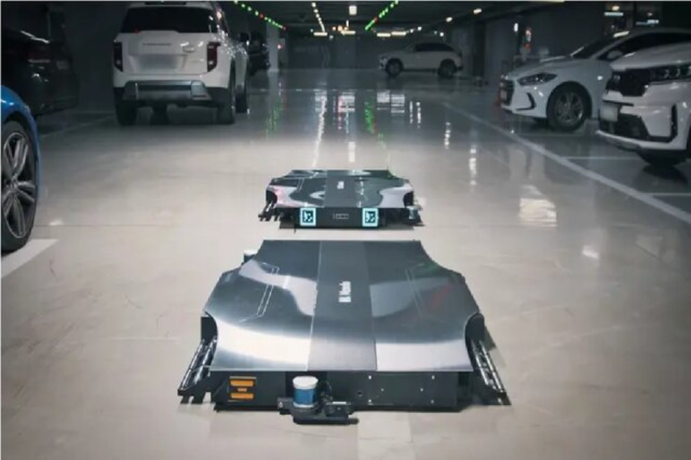 ربات‌هایی که خودرو پارک می‌کنند!