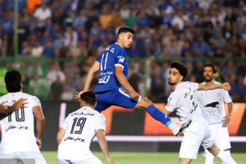 زمان بازی استقلال و ذوب آهن تغییر کرد
