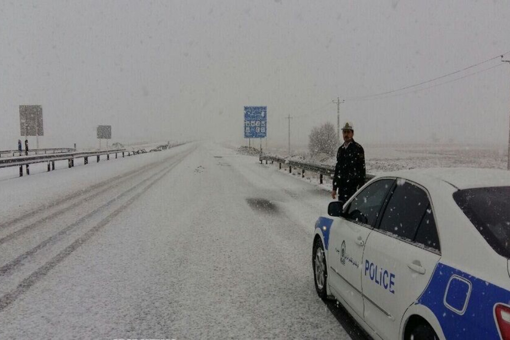 جاده کندوان و آزادراه تهران - شمال مسدود شد