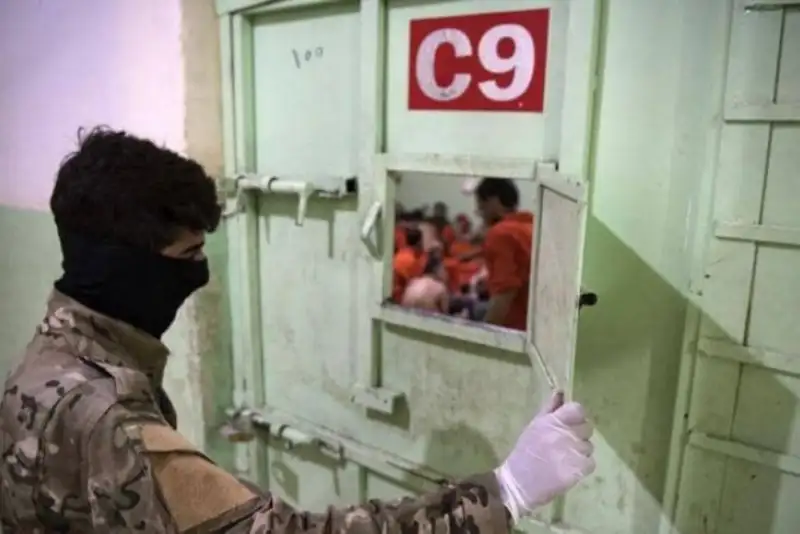 پشت پرده فرار زندانیان داعش؛ اهداف استراتژیک واشنگتن و تل‌آویو