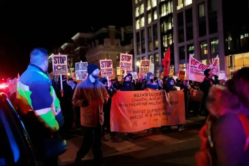 تظاهرات گسترده مردم آمریکا علیه ترامپ