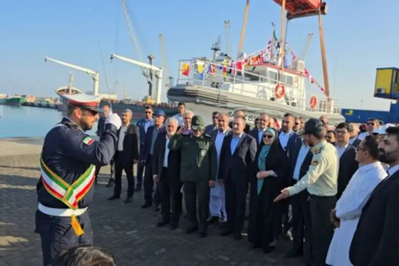 عملیات اجرایی ریل‌گذاری در بندر شهید بهشتی چابهار آغاز شد